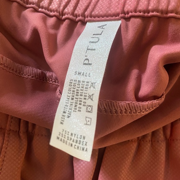 P’tula Court Short - Picture 3 of 4